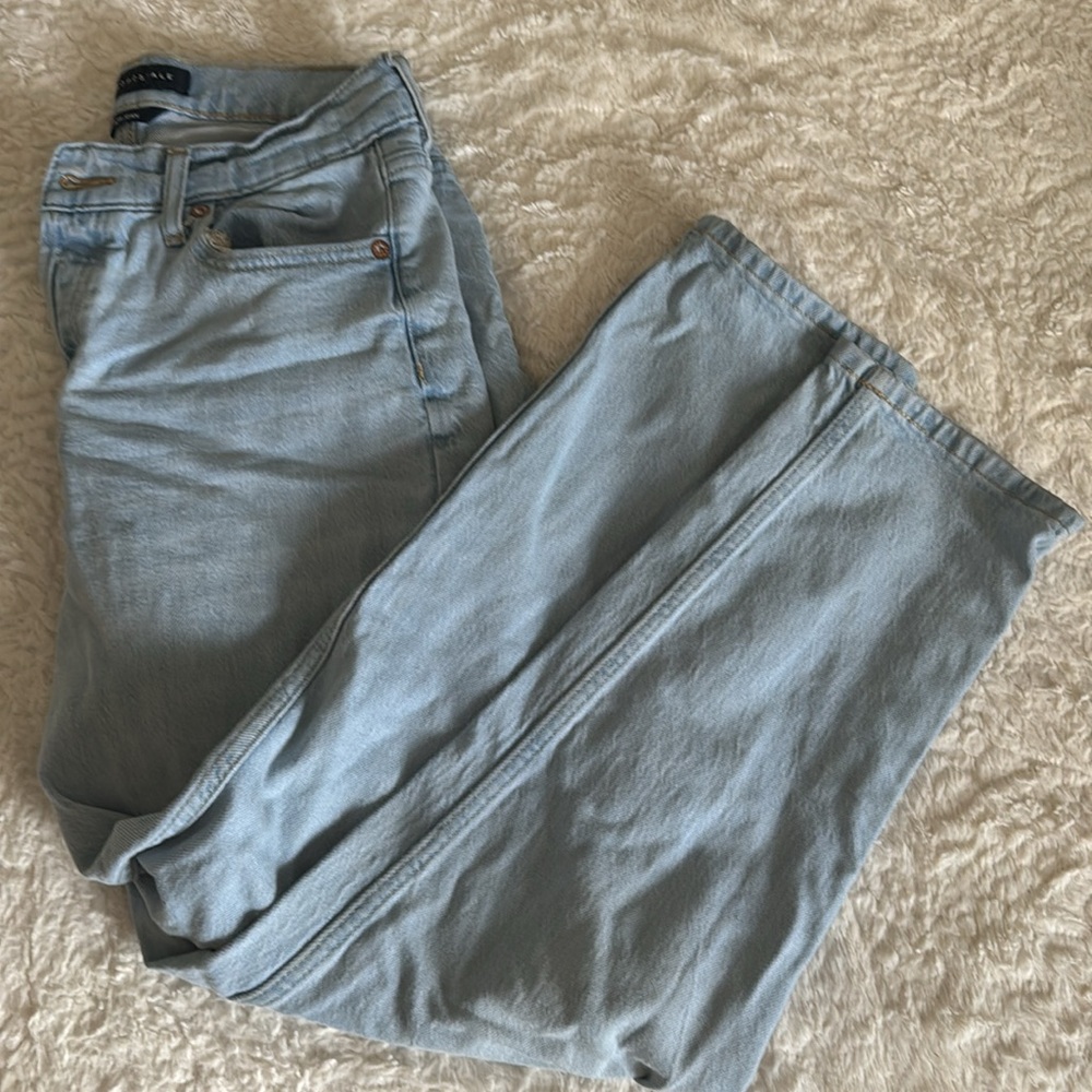 Aeropostale Women's Light Blue Jeans